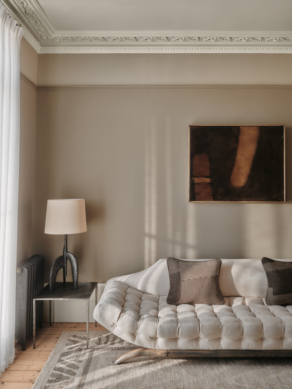 Farrow & Ball: Slipper Satin – No.2004, Mouse’s Back – No.40, Light Gray – No.17