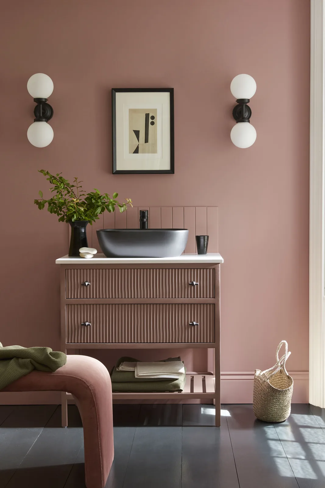 Hellebore 275, Blush 267, Lamp Black 228, China Clay 1