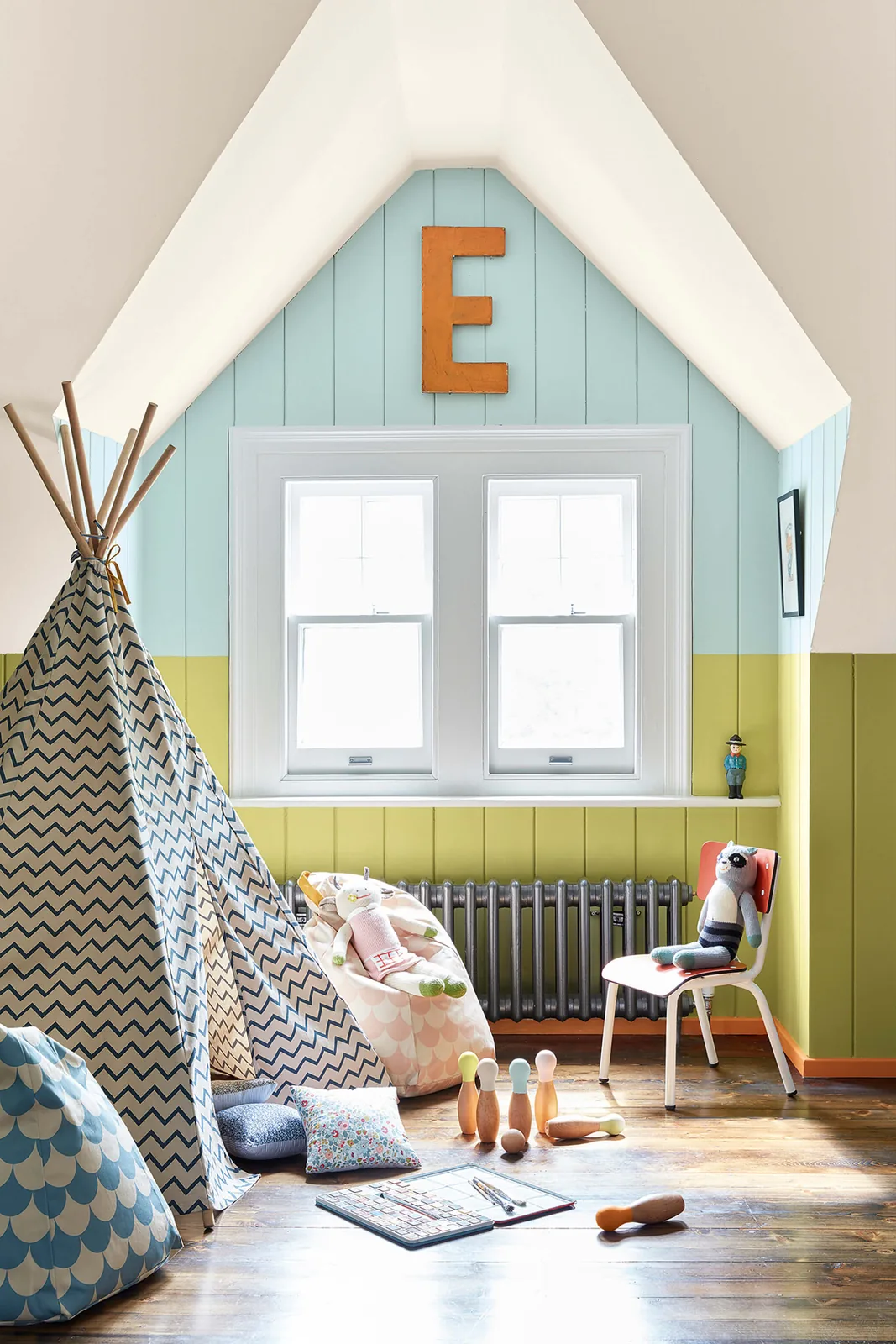 Brighton 203, Pale Lime 70