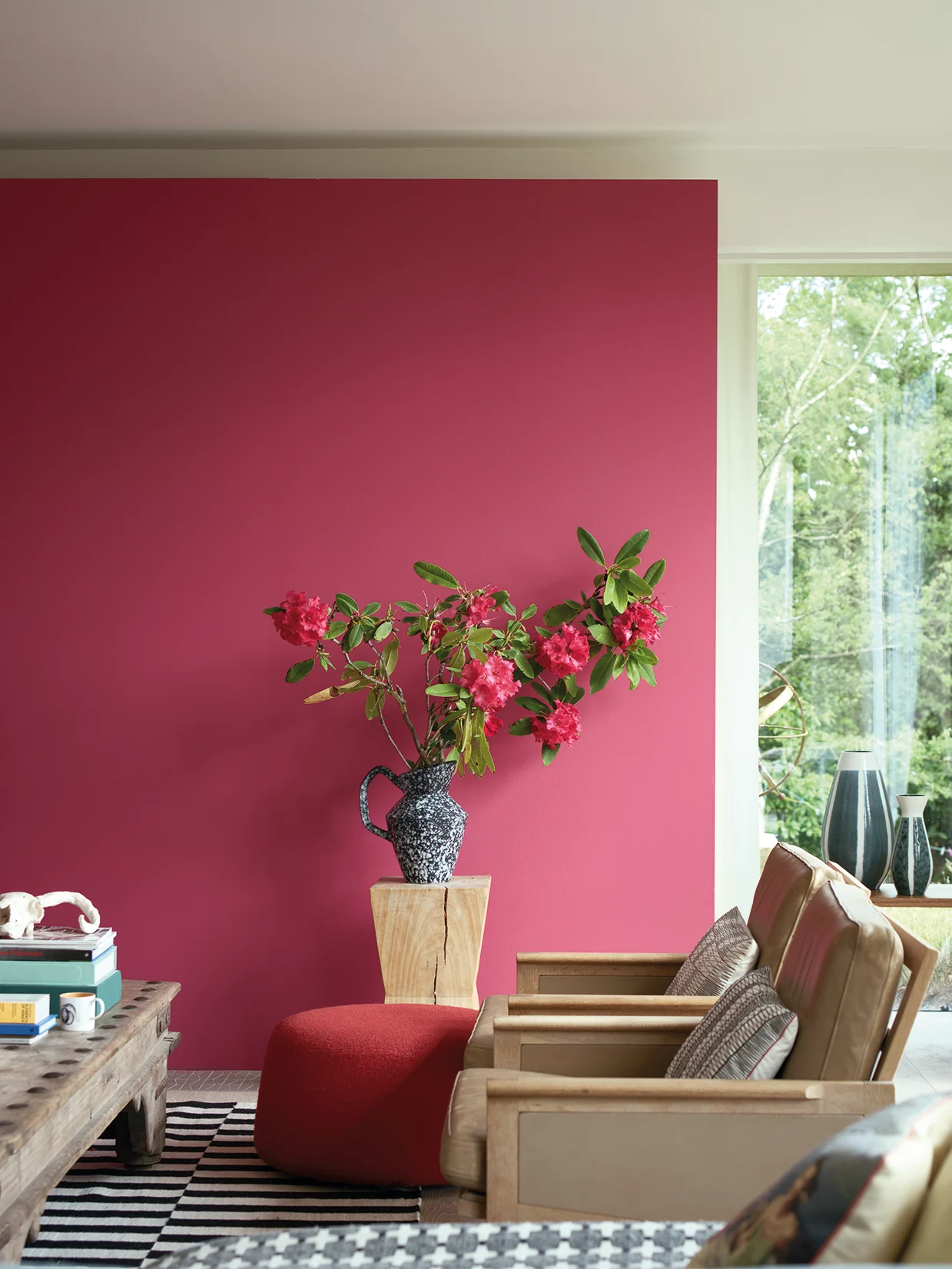 Farrow & Ball: Snow White, Lake Red